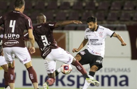 Camacho marcou o primeiro gol do Corinthians na partida contra a Ferroviria, pelo Paulista