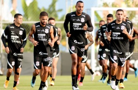 Jogadores durante treino do Corinthians no CT Joaquim Grava