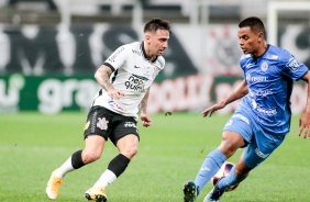 Gustavo Silva durante duelo entre Corinthians e So Bento, na Neo Qumica Arena