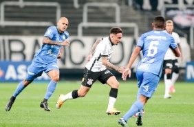 Mosquito durante duelo entre Corinthians e So Bento, na Neo Qumica Arena