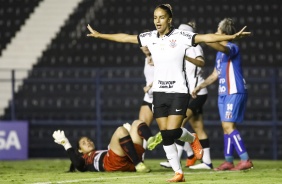Gabi Nunes durante sua comemorao ao marcar gol contra o Napoli, pelo Brasileiro Feminino