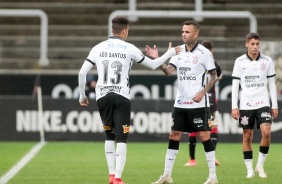 Léo Santos, Luan e Gabriel Pereira no jogo entre Corinthians e Ituano, pelo Paulistão