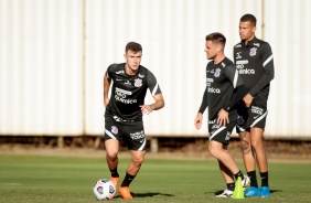 Piton durante treino preparatrio para jogo contra o River Plate-PR, pela Sul-Americana