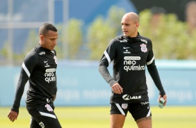 Otero e Fbio Santos no ltimo treino do Corinthians antes do jogo contra o River Plate-PR