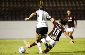 Zanotti durante jogo diante a Ferroviria, pelo Campeonato Brasileiro Feminino