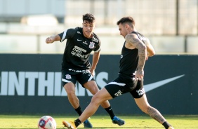 Roni e Mosquito no ltimo treino do Corinthians antes do jogo contra o Santos, pelo Paulisto