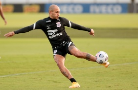 Fbio Santos durante ltimo treino do Corinthians antes do jogo contra o Pearol, pela Sul-Americana