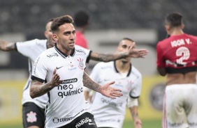 Gustavo Silva marcou o gol da virada do Corinthians sobre o São Paulo, pelo Paulistão
