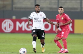 Jemerson em partida entre Corinthians e Huancayo, pela Copa Sul-Americana