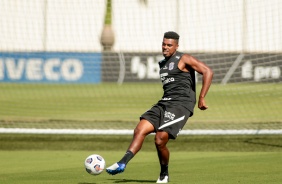 Jemerson no treino preparatrio para jogo entre Corinthians e Huancayo, pela Sul-Americana