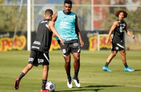 Jemerson no treino preparatrio para jogo entre Corinthians e Huancayo, pela Sul-Americana