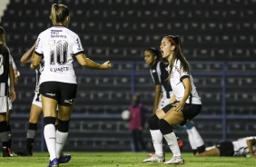 Zanotti e Jheniffer durante jogo entre Corinthians e Botafogo, pelo Campeonato Brasileiro Feminino