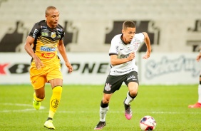 Matheus Arajo durante jogo contra o Novorizontino, pelo Paulisto 2021