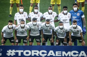 Elenco durante jogo contra a Inter de Limeira, pelas quartas de final do Campeonato Paulista 2021