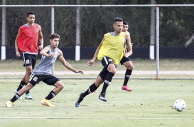 Jogadores do Corinthians Sub-20 durante dia de treino