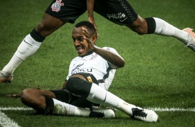 Raul Gustavo marcou o quarto gol do Corinthians contra a Inter de Limeira pelo Paulisto
