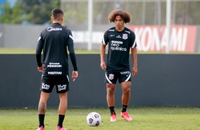 Biro durante treino do Corinthians no CT Dr. Joaquim Grava