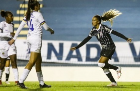 Gabi Nunes durante partida contra o So Jos, pelo Brasileiro Feminino