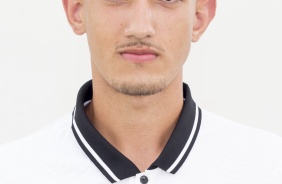 Adryan, volante do elenco Sub-17 do Corinthians