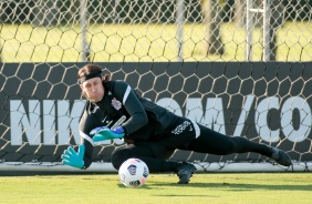 Cssio durante treino do Corinthians no CT Dr. Joaquim Grava