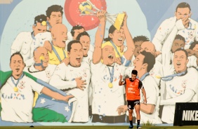 Roni durante treino do Corinthians no CT Dr. Joaquim Grava