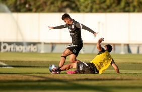 Lo Santos durante ltimo treino do Corinthians antes do jogo contra o Huancayo