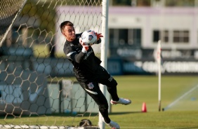 Matheus Donelli durante ltimo treino do Corinthians antes do jogo contra o Huancayo