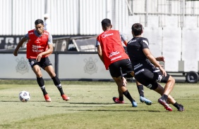 Anderson Chaves no treino da equipe profissional e Sub-20 do Corinthians, no CT Dr. Joaquim Grava