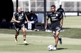Léo Natel no treino da equipe profissional e Sub-20 do Corinthians, no CT Dr. Joaquim Grava