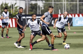 Otero e João Pedro no treino da equipe profissional e Sub-20 do Corinthians, no CT Dr. Joaquim Grava