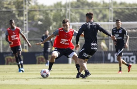 Ryan e Ramiro no treino da equipe profissional e Sub-20 do Corinthians, no CT Dr. Joaquim Grava