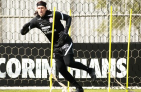 Cssio durante treino do Corinthians no CT Dr. Joaquim Grava