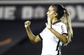 Gabi Nunes durante partida entre Corinthians e Real Braslia, pelo Brasileiro Feminino