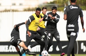 J durante treino do Corinthians no CT Dr. Joaquim Grava