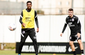 J e Piton durante treino do Corinthians no CT Dr. Joaquim Grava