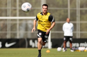 Ramiro durante treino do Corinthians no CT Dr. Joaquim Grava