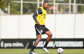 Raul durante treino do Corinthians no CT Dr. Joaquim Grava