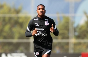 Xavier durante treino do Corinthians no CT Dr. Joaquim Grava