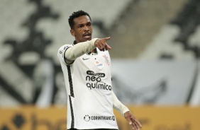 J anotou o segundo gol entre Corinthians e River Plate-PAR, pela Sul-Americana