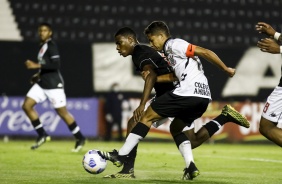 Pedro Henrique, capito do Corinthians, na partida contra o Vasco pelo Brasileiro Sub-17
