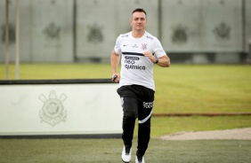 Doriva durante ltimo treino do Corinthians antes da estreia pelo Brasileiro 2021