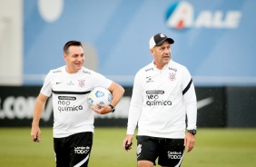 Doriva e Flvio Oliveira durante ltimo treino do Corinthians antes da estreia pelo Brasileiro 2021