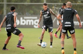 Luan durante ltimo treino do Corinthians antes da estreia pelo Brasileiro 2021