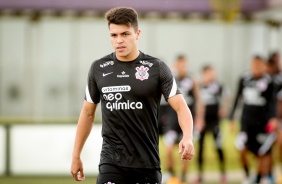 Roni durante ltimo treino do Corinthians antes da estreia pelo Brasileiro 2021