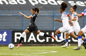 Adriana durante a partida entre Corinthians e Bahia, pelo Brasileirão Feminino