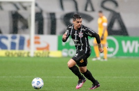 Fagner na estreia do Corinthians no Campeonato Brasileiro 2021, contra o Atltico-MG