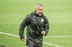 Tcnico Sylvinho durante jogo entre Corinthians e Atltico-GO, pela estreia do Brasileiro 2021