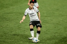 Ramiro durante jogo entre Corinthians e Atltico-GO, pela terceira fase da Copa do Brasil
