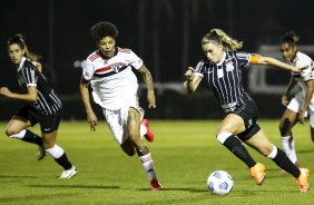 Yasmim durante jogo contra o São Paulo, pelo Brasileirão ...