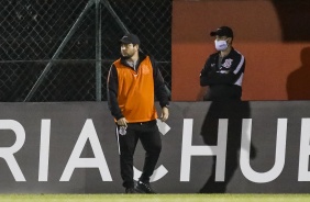 Treinador Arthur Elias durante jogo contra o So Paulo, pelo Brasileiro Feminino, em Cotia